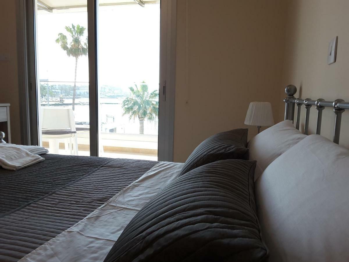 Lighthouse By The Sea Lovely 2Bdr Apartment パ フォス エクステリア 写真